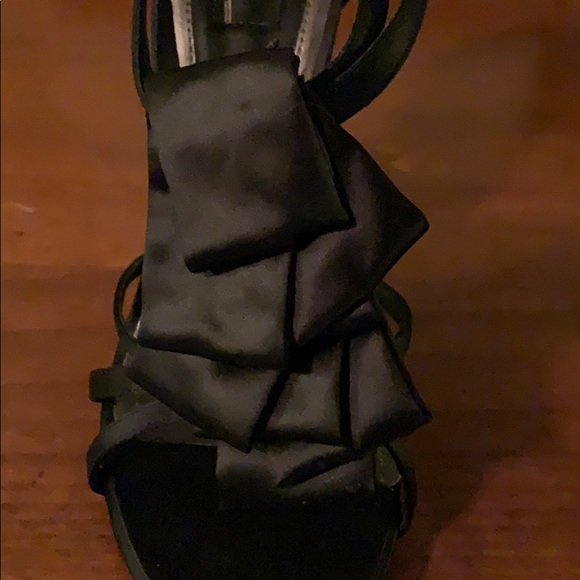 Glint brand strappy heels - Picture 2 of 3